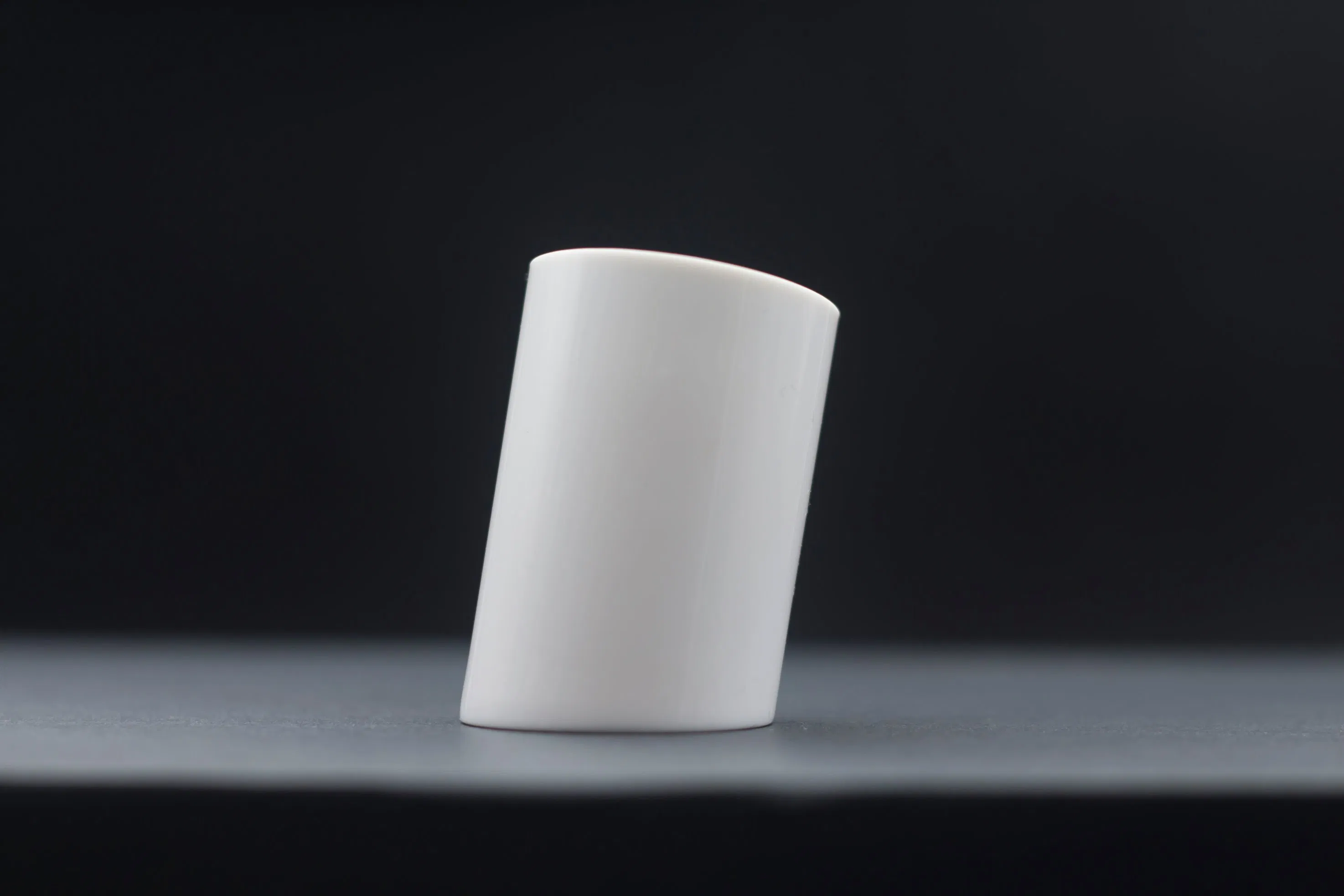 Customized Irregular Cosmetic Bottle Packaging PP Solid Color Irregular Cap Plastic Lid