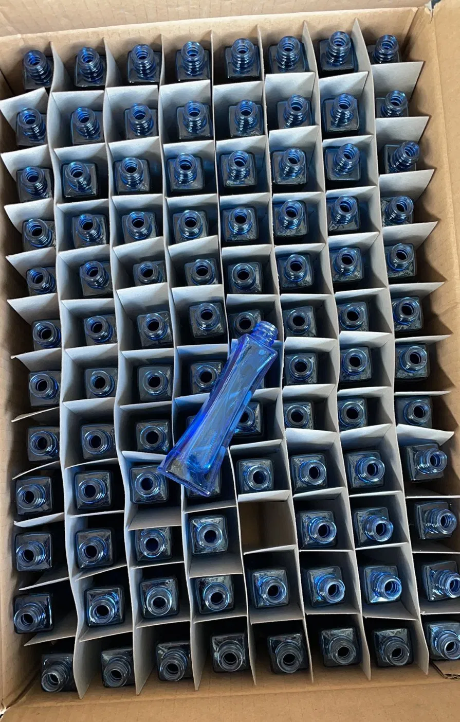 Empty 100ml Spray Perfume Glass Bottle Manufacturers