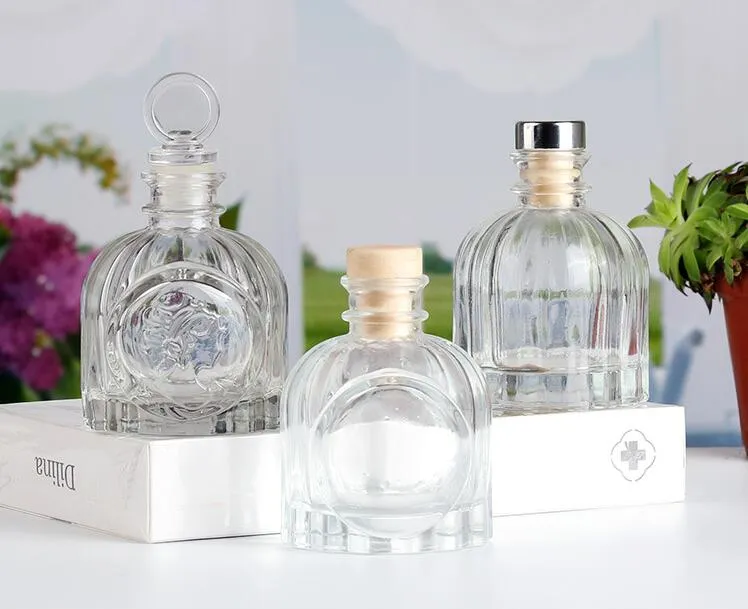 Luxury 50ml Embossed Logo Brand Clear Embossed Perfume Bottle Diffuser Glass Bottle