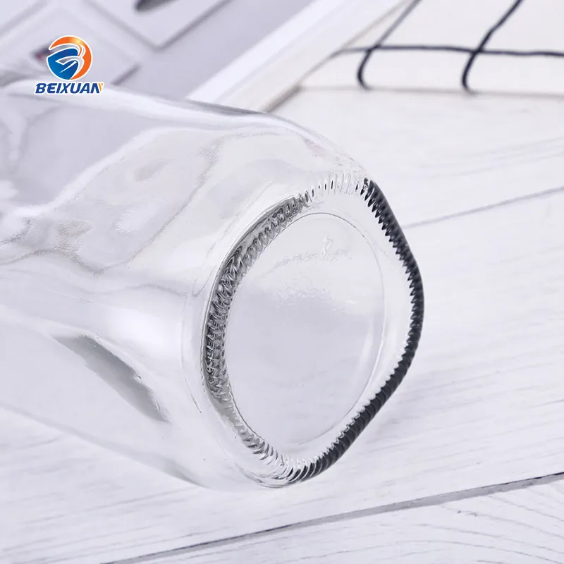Recyclable 500ml Square Milk Glass Bottle with Plastic Cap